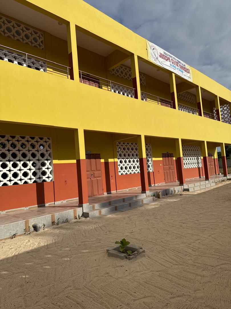 Signature de la convention de partenariat entre l'institut français du Bénin et notre école JOSEPH COOVI  SOGBOSSI "ACADEMIE LA TANIERE"